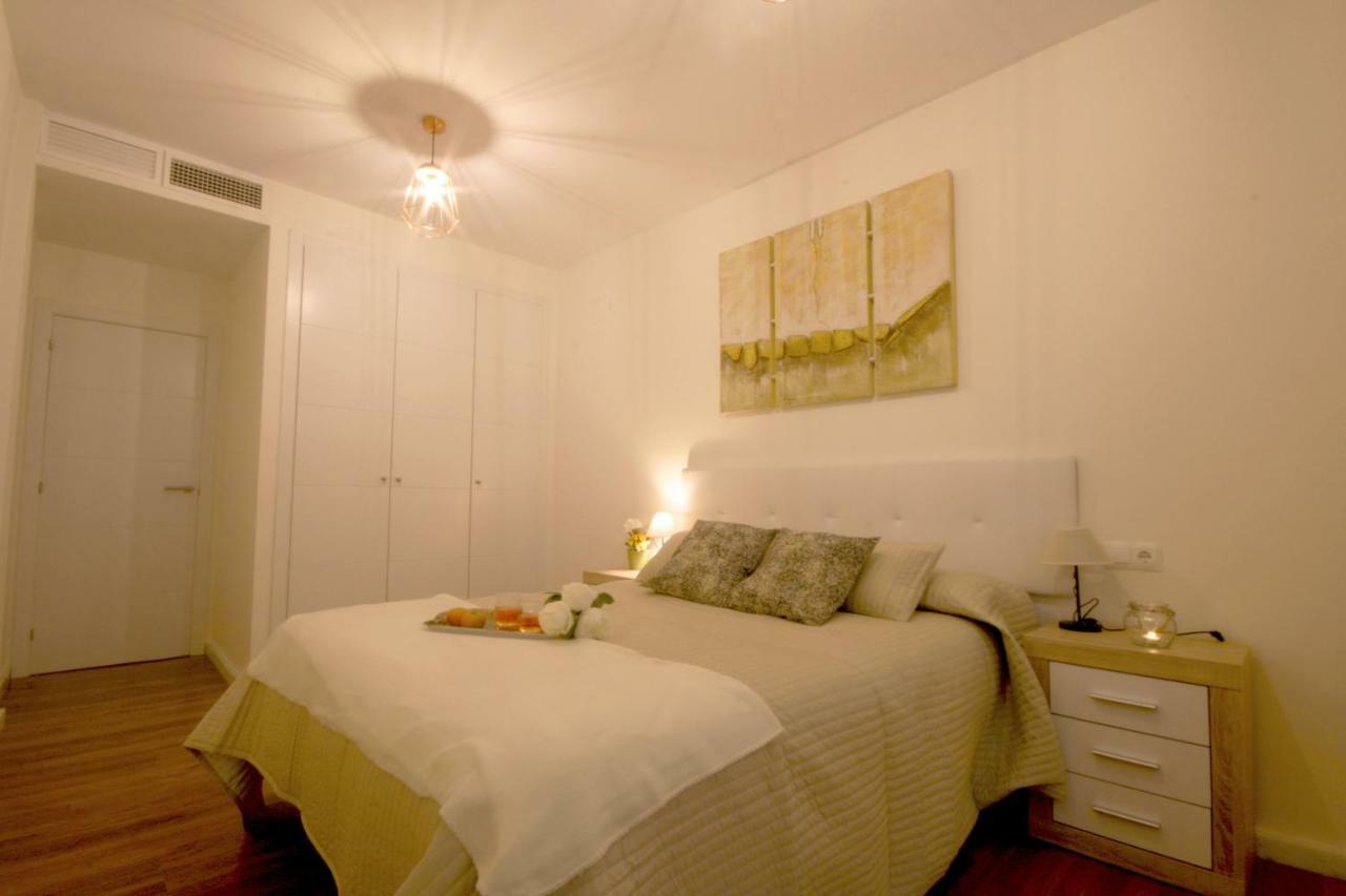 Apartamento Vacacional Carmona Lägenhet Exteriör bild